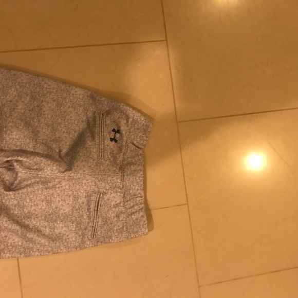 Men under armor baseball pants or sweats size 32x2 - Picture 3 of 3